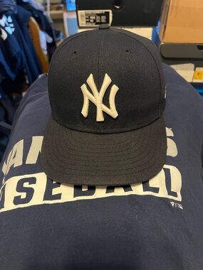 NEW ERA YANKEES ON-FIELD LOW PROFILE 59FIFTY NAVY FITTED HAT SIZE 7 1/4
